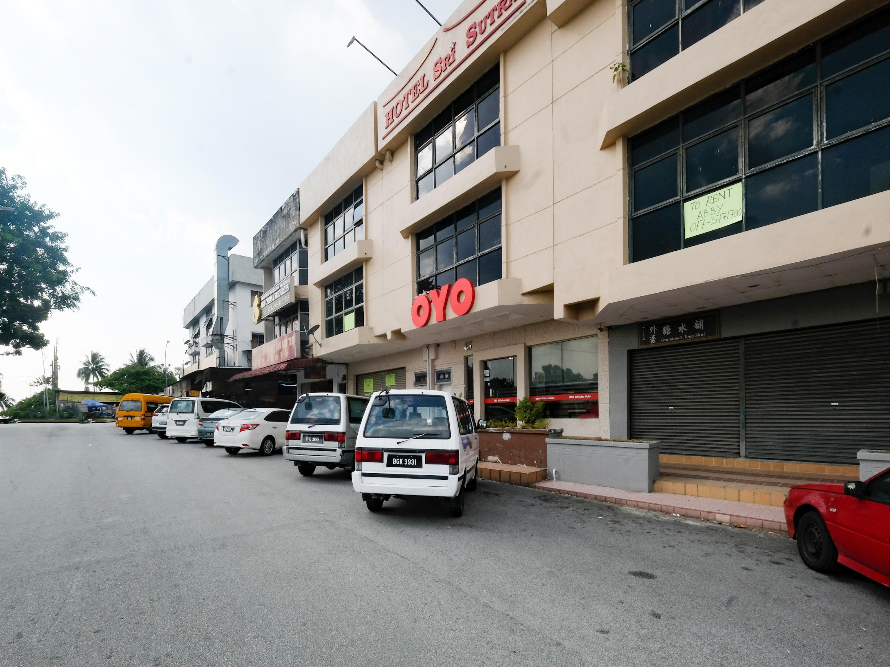 Hotel Sri Sutra - Sungai Buloh Petaling Jaya Exterior foto
